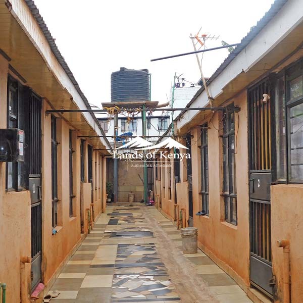 ⅛ ACRE, RUAKA-4